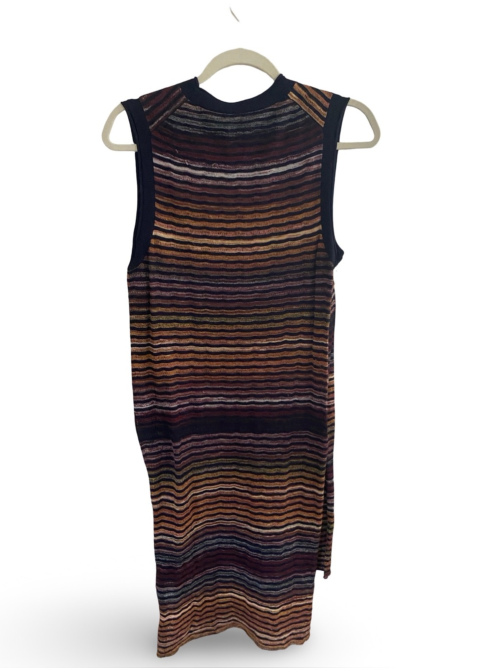 Sleeveless Striped Knit top - Multicolor